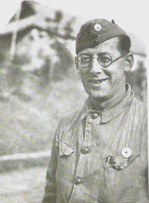 Dr.Bucur Clejan in Spitalul militar din provincia Yunnan in 1944